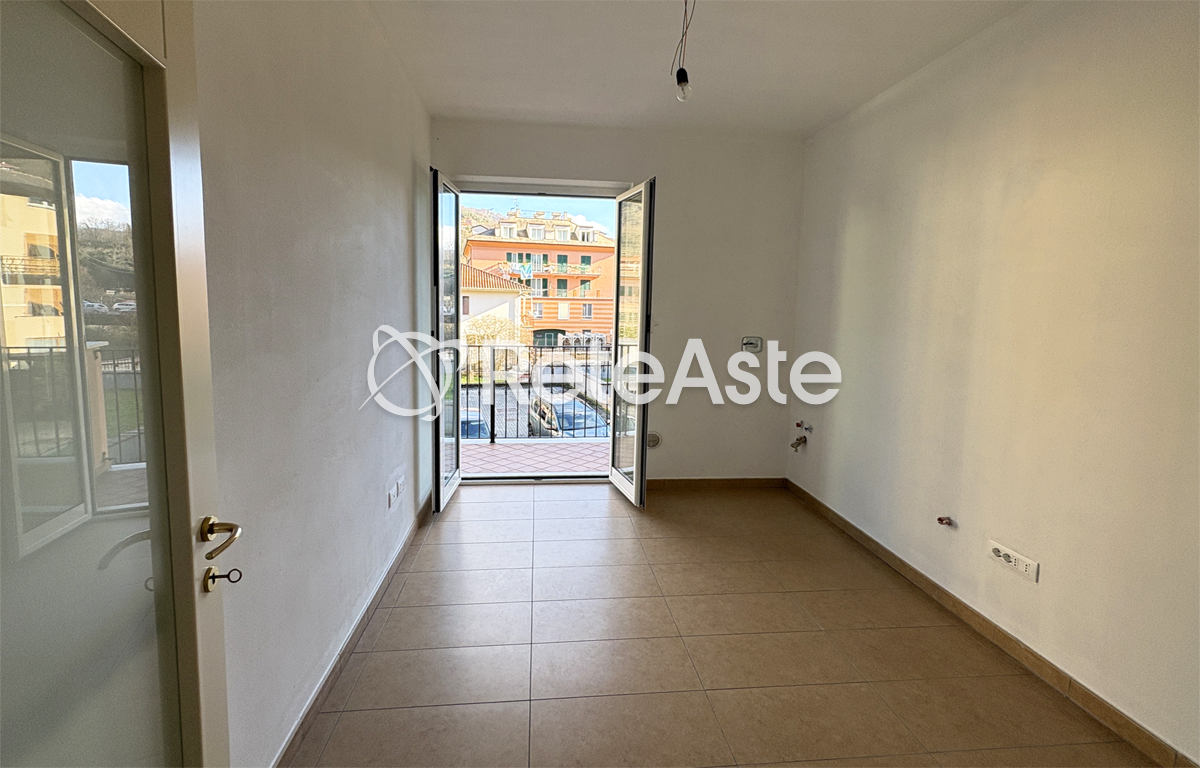 FBA-133-2025-Before-4.jpg - Prima