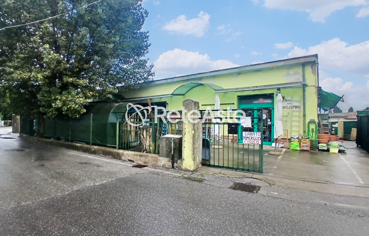 Capannone - In evidenza su Aste tra privati