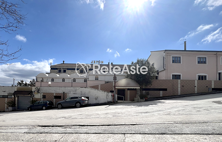 Complesso turistico - In evidenza su Aste tra privati