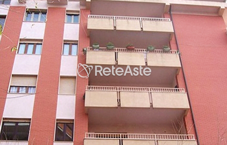 Ufficio - In evidenza su Aste tra privati